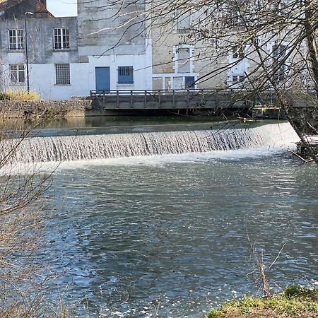 Logis Hotel Le Saint Georges Vivonne Exterior foto