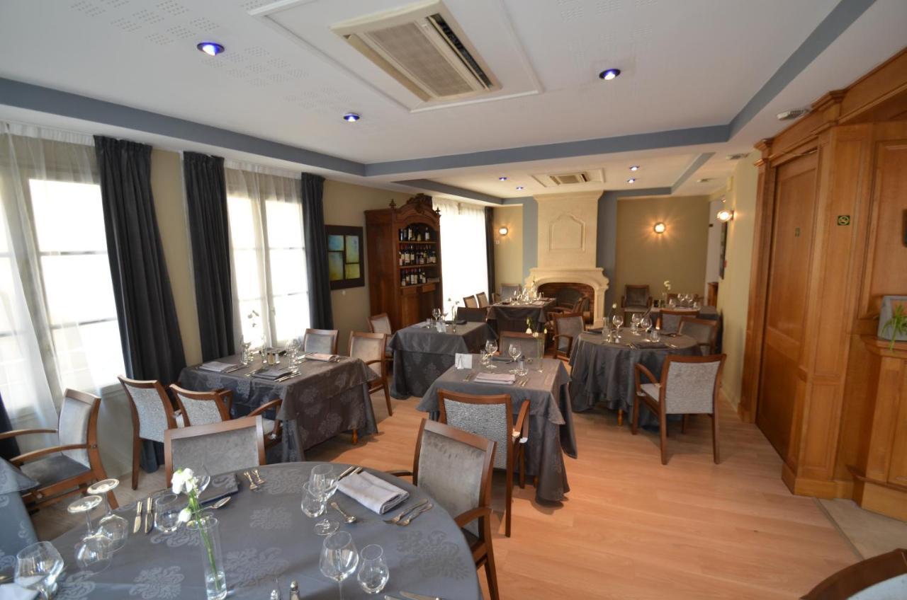 Logis Hotel Le Saint Georges Vivonne Exterior foto